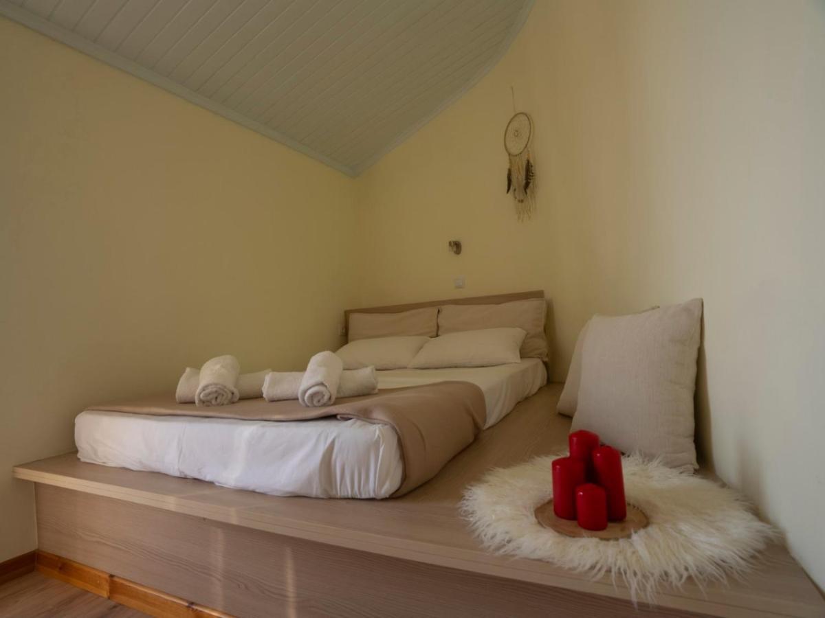 Manto Lefkada Evgiros