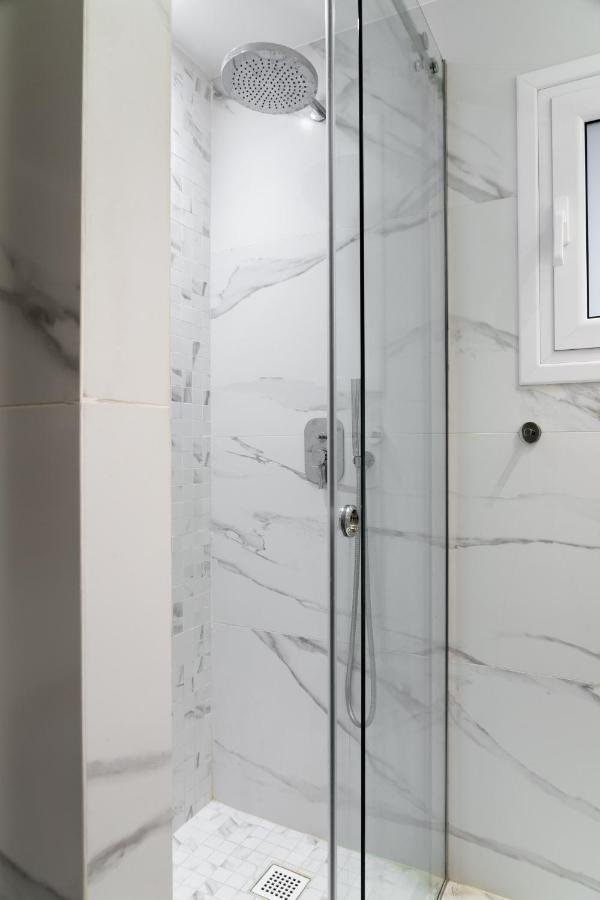 Glyfada Gallery Apartment *
