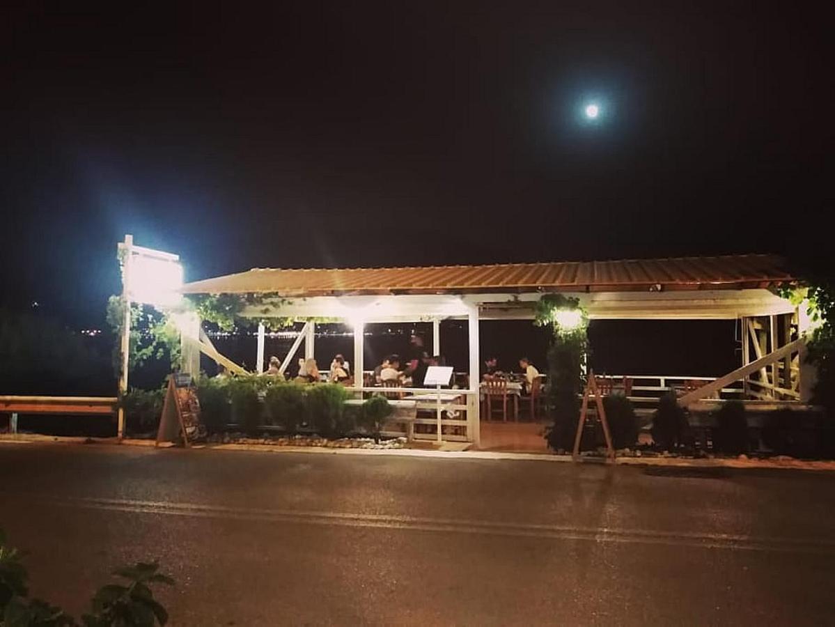 Maistros Seafront *