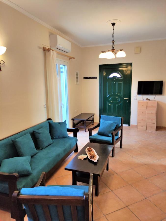 Oikia Dinachris Agios Georgios (Corfu)