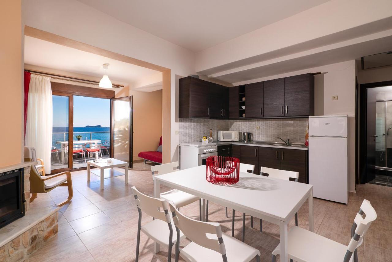 Golden Breeze Apartment