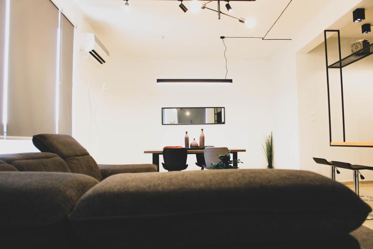 Sunlight - Center Spacious Modern Apartment