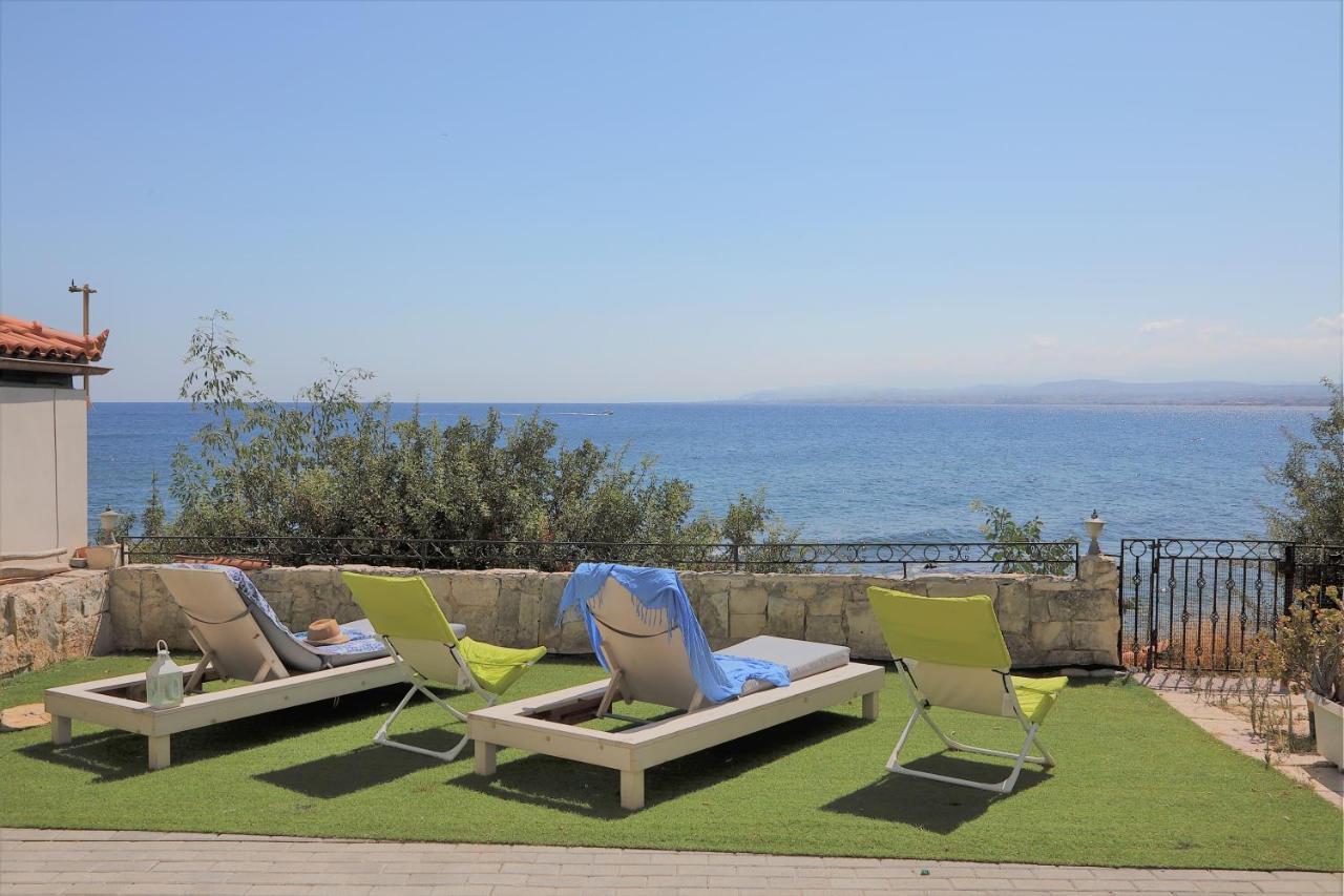 Endless Blue Sea Frontal House Holiday home *