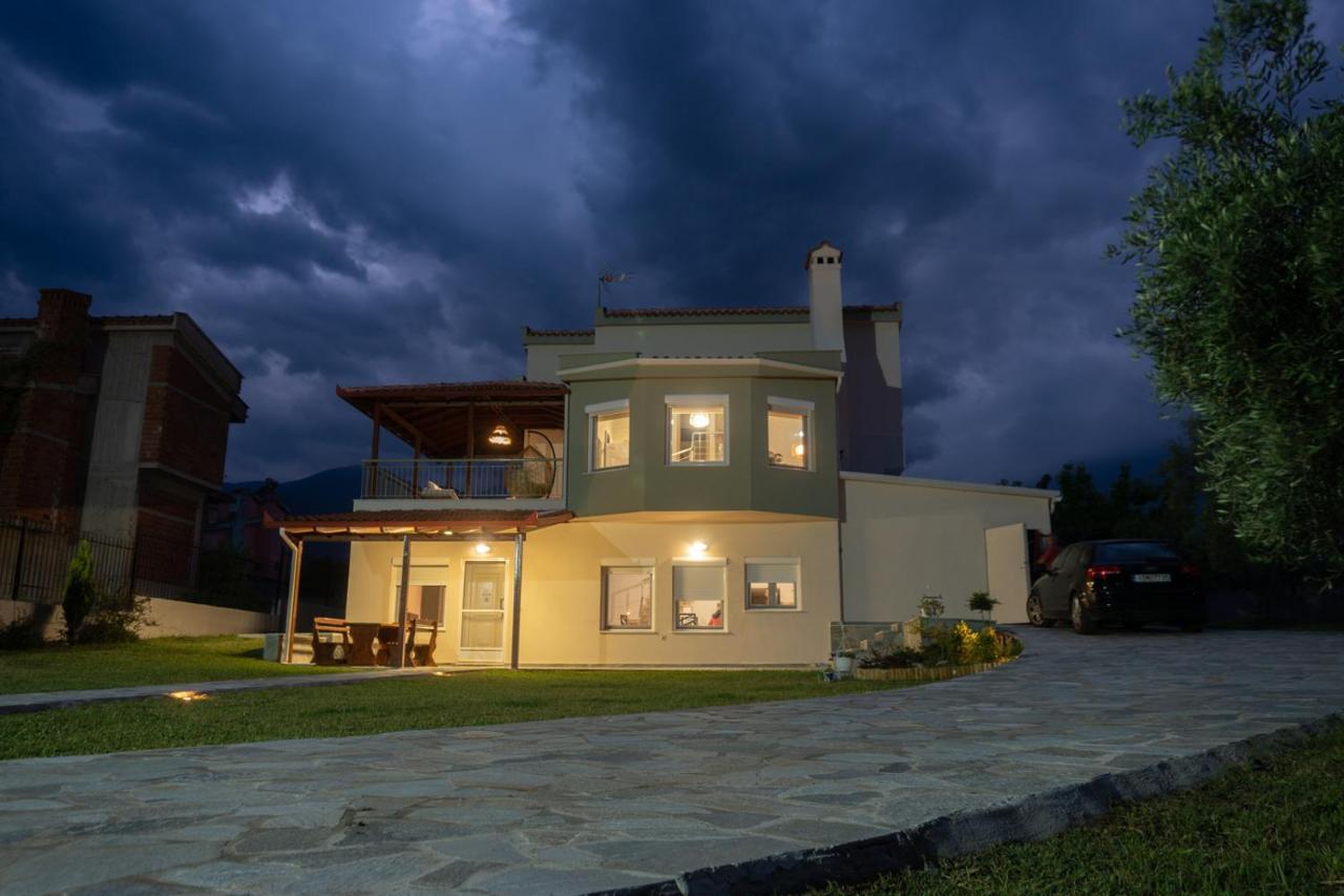 Aelia Leptokarya Villa *