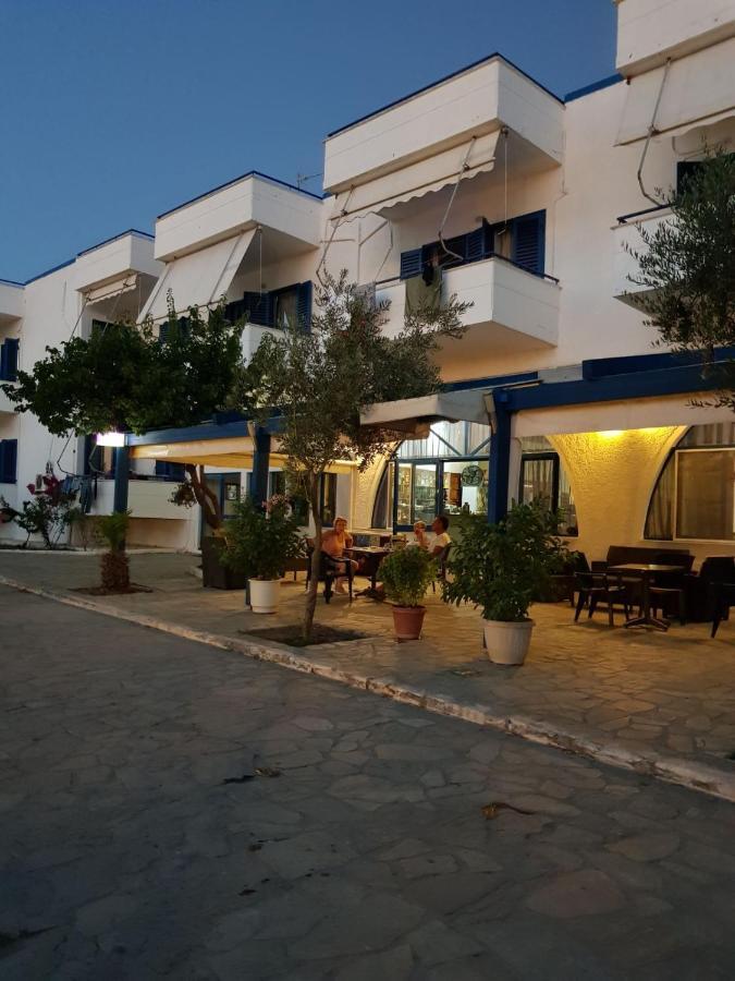 To Kyma Aparthotel Amarynthos