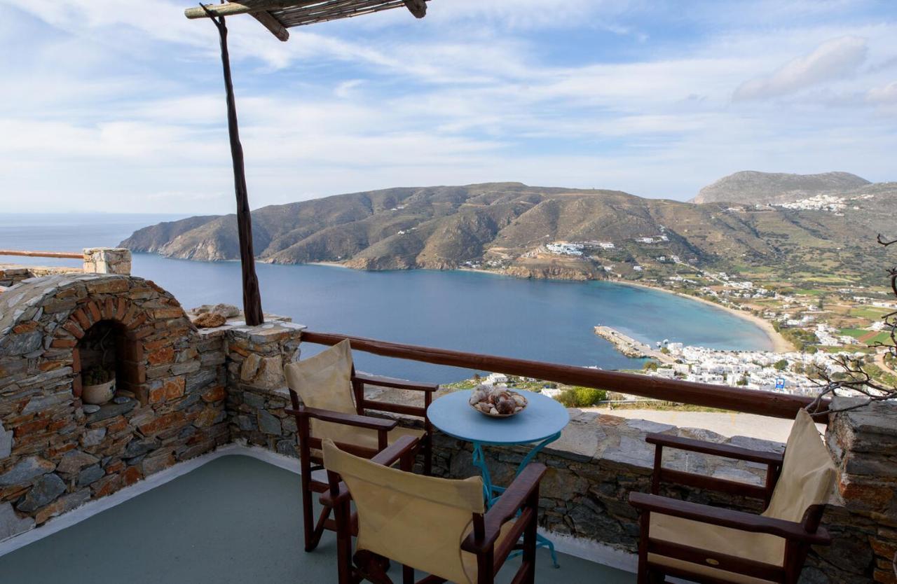 Uranos Hotel