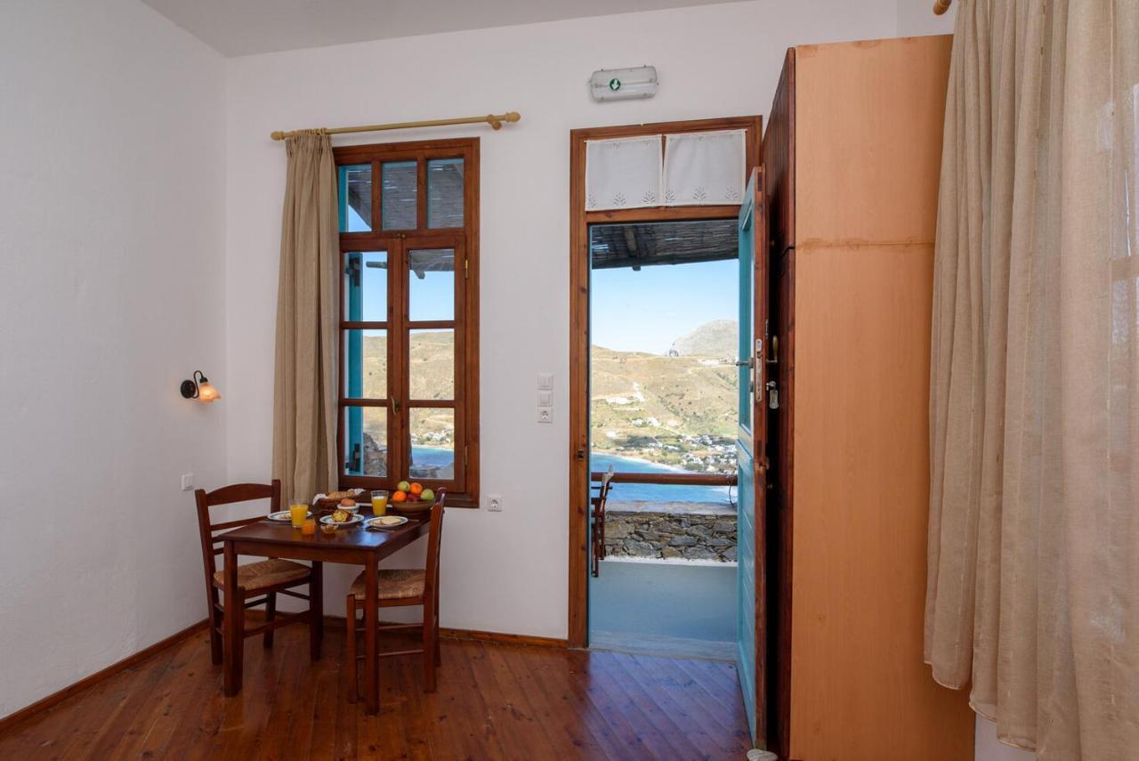 Uranos Hotel