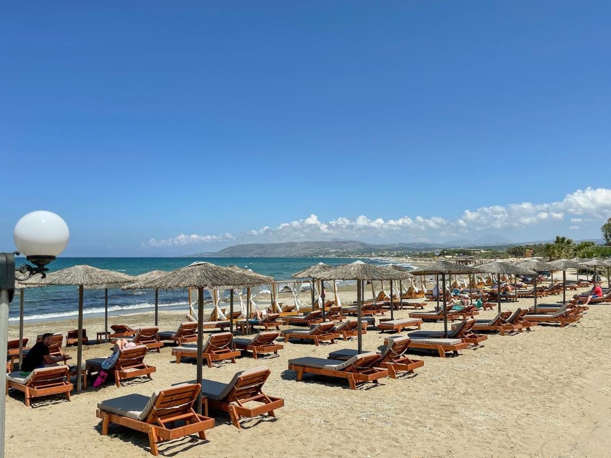 Mare Blue Hotel