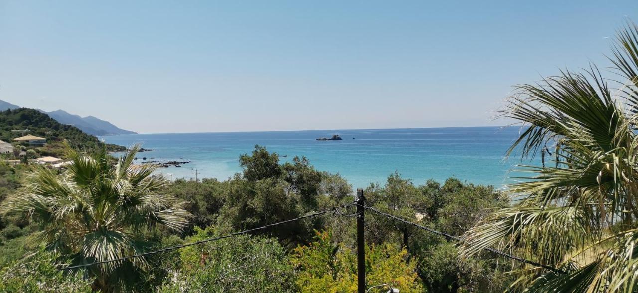Rolling Stone Apartment Pelekas