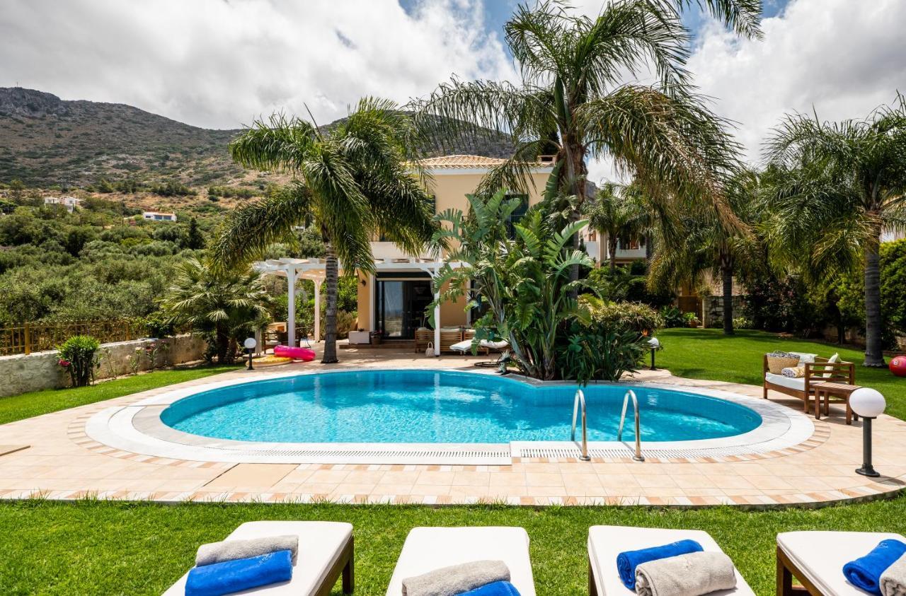 Pandora Villas *