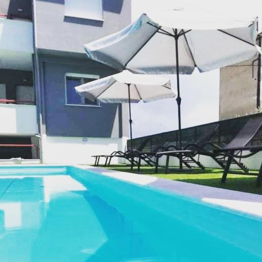 Apartment Mge Luxury House With Pool