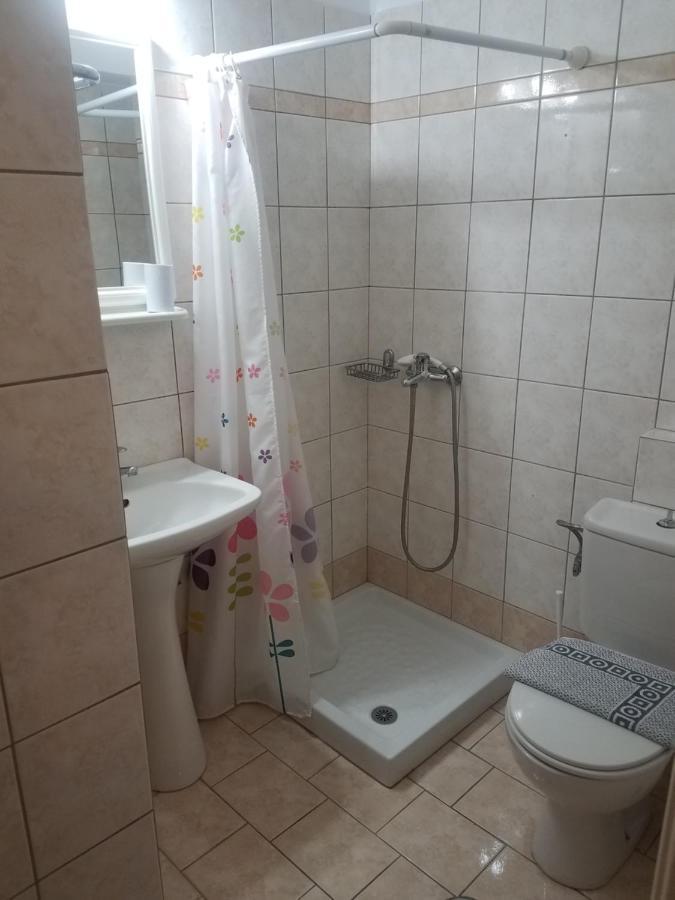 Guest house Chrisi Akti