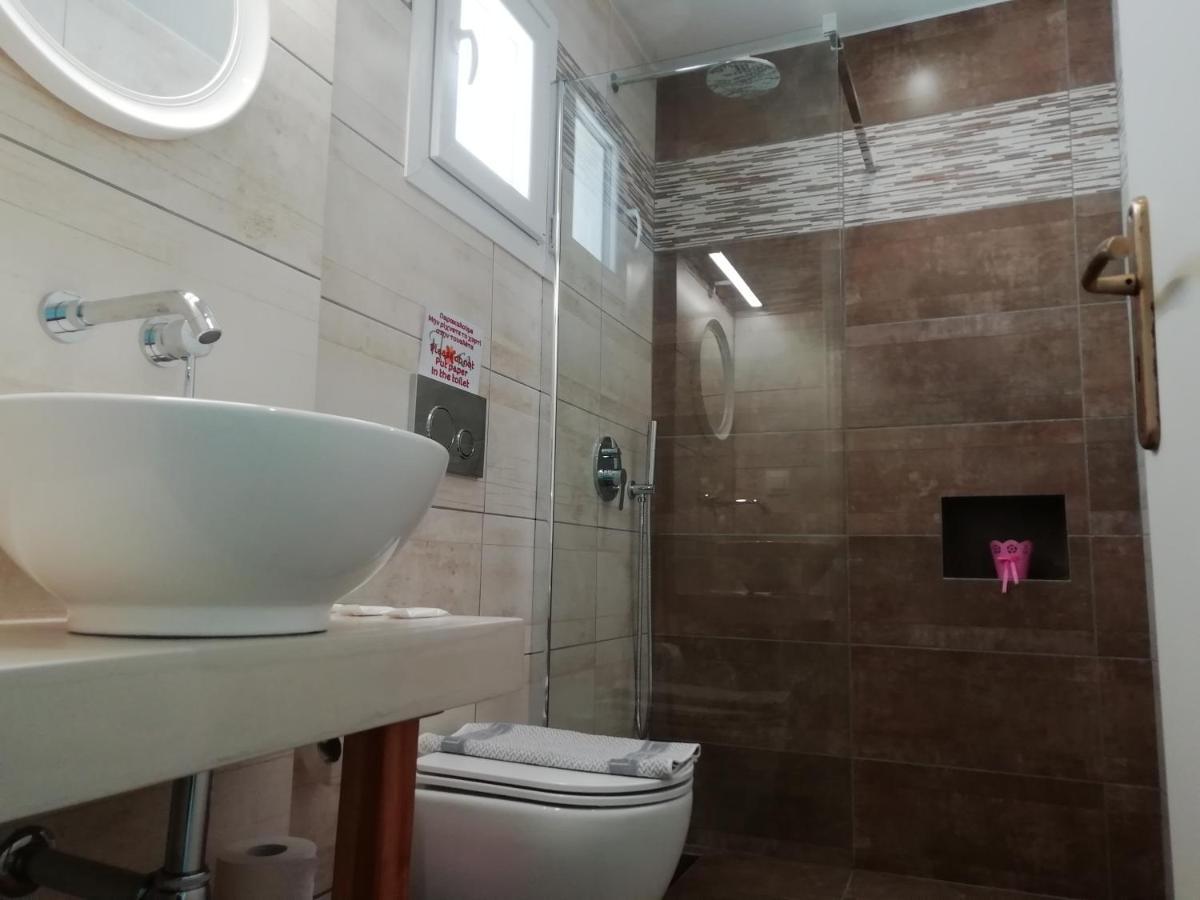 Guest house Nikolas Village 2*
