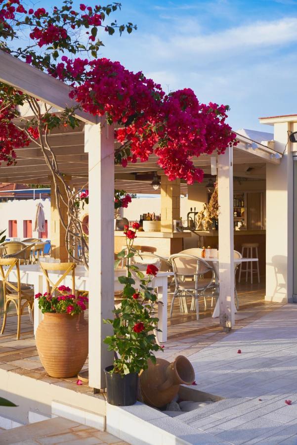 Golden Bay Aparthotel