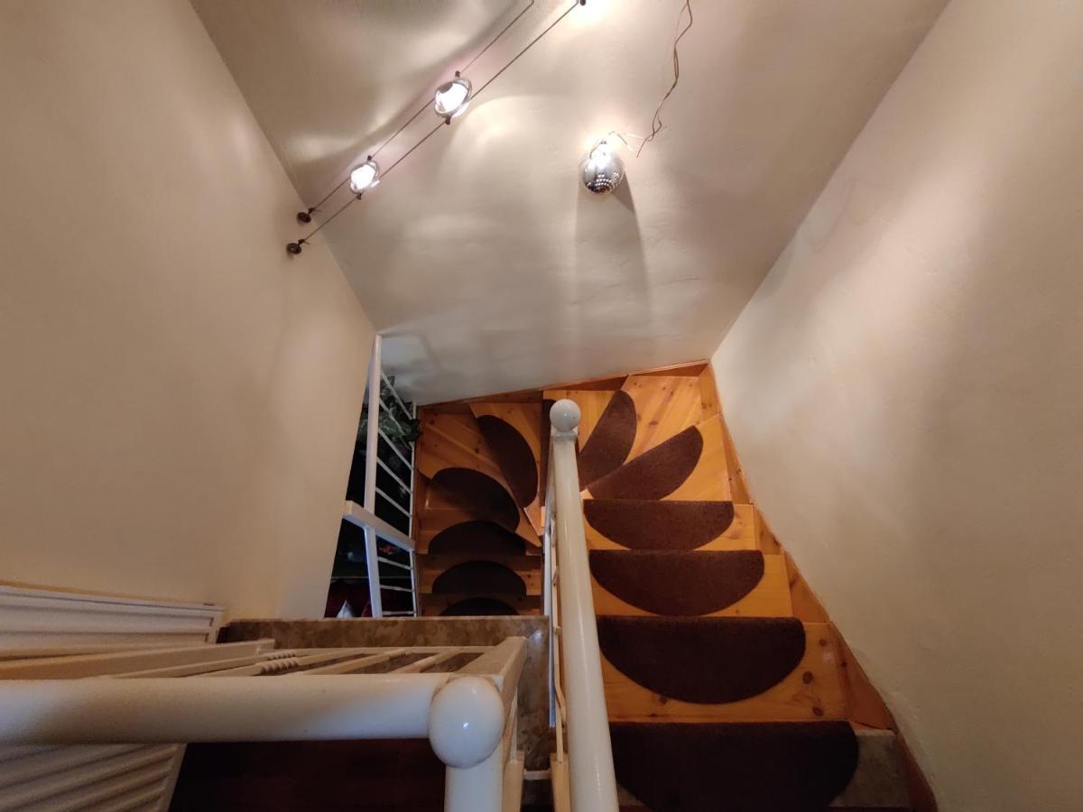 Good Vibes Apartment