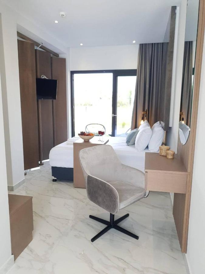 Apartment V Luxury Suites Pefkochori