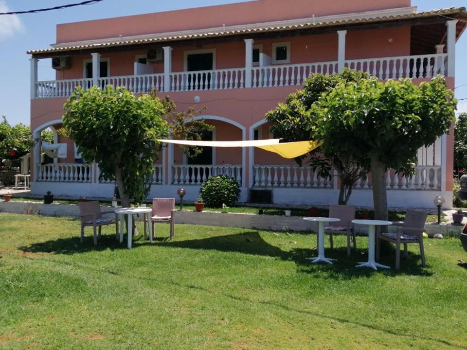 Aris Paschalia Hotel 5*