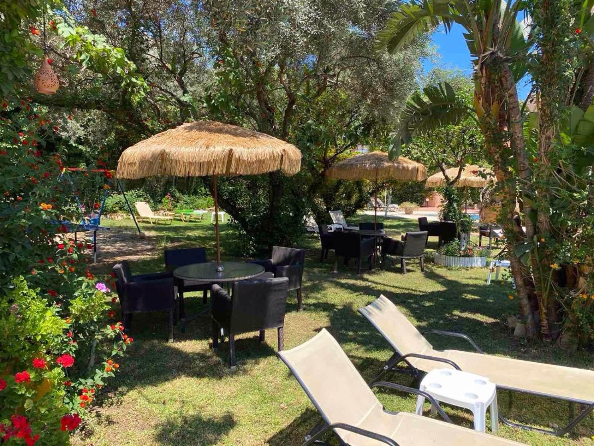 Aparthotel Dionyssos Village