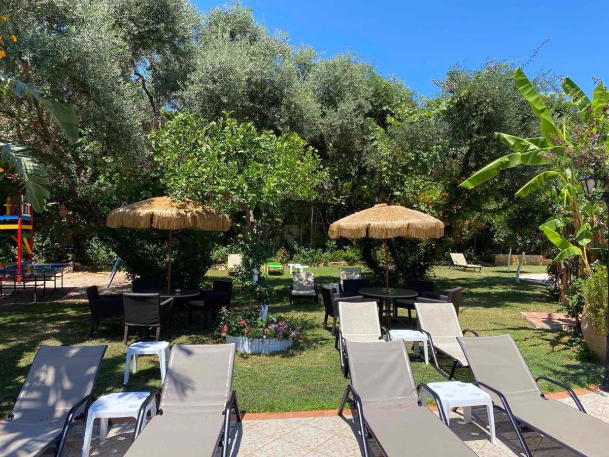 Dionyssos Village Aparthotel Kato Daratso