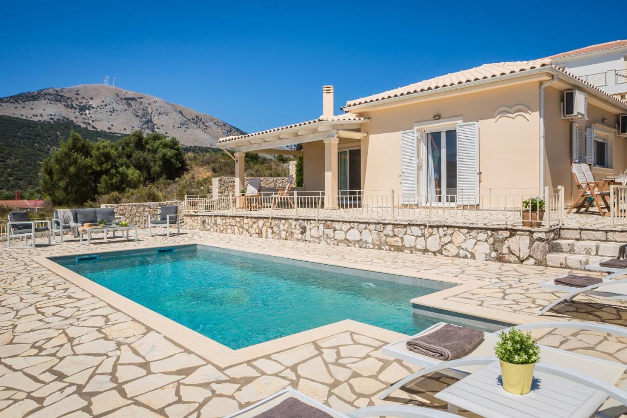 Villa Irida