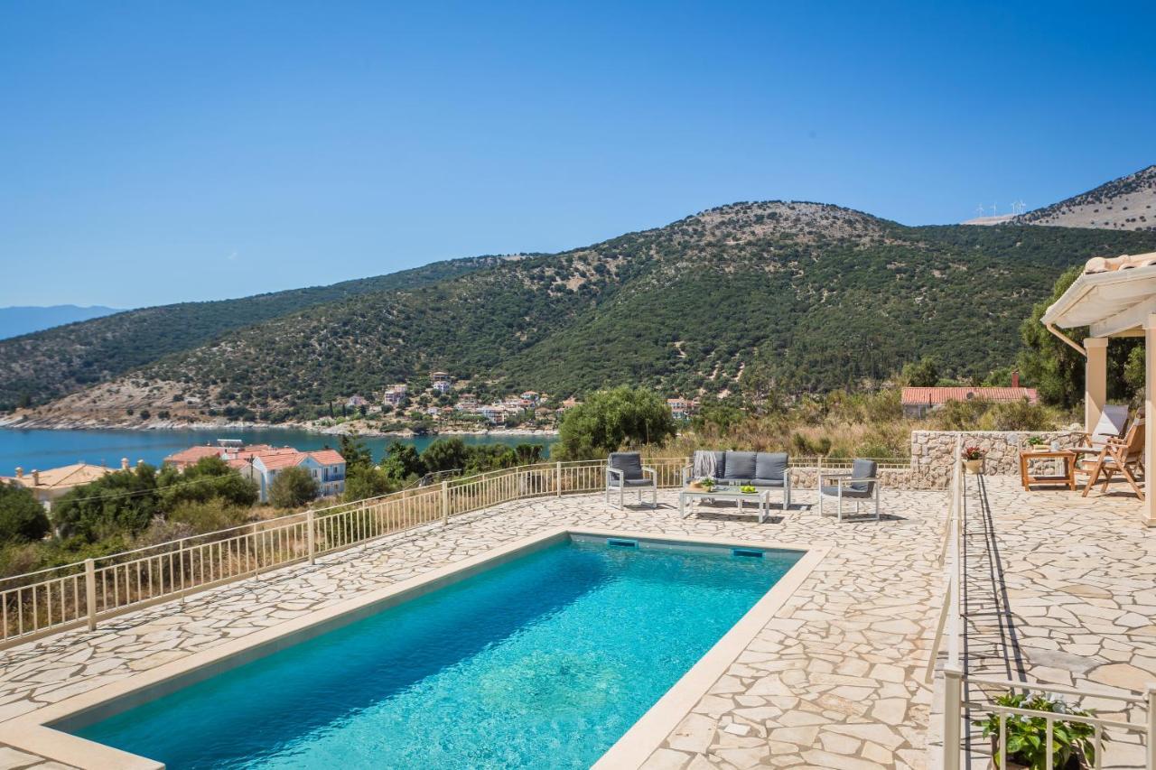 Villa Irida