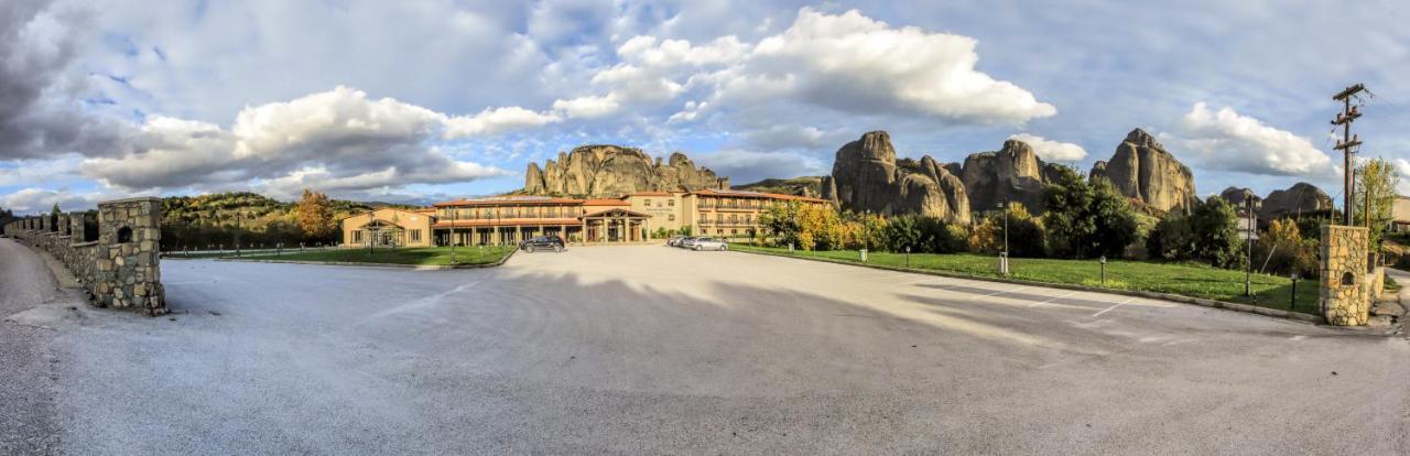 Grand Meteora Hotel 5*