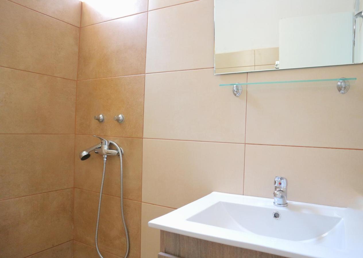Edelweiss Studios Apartment *