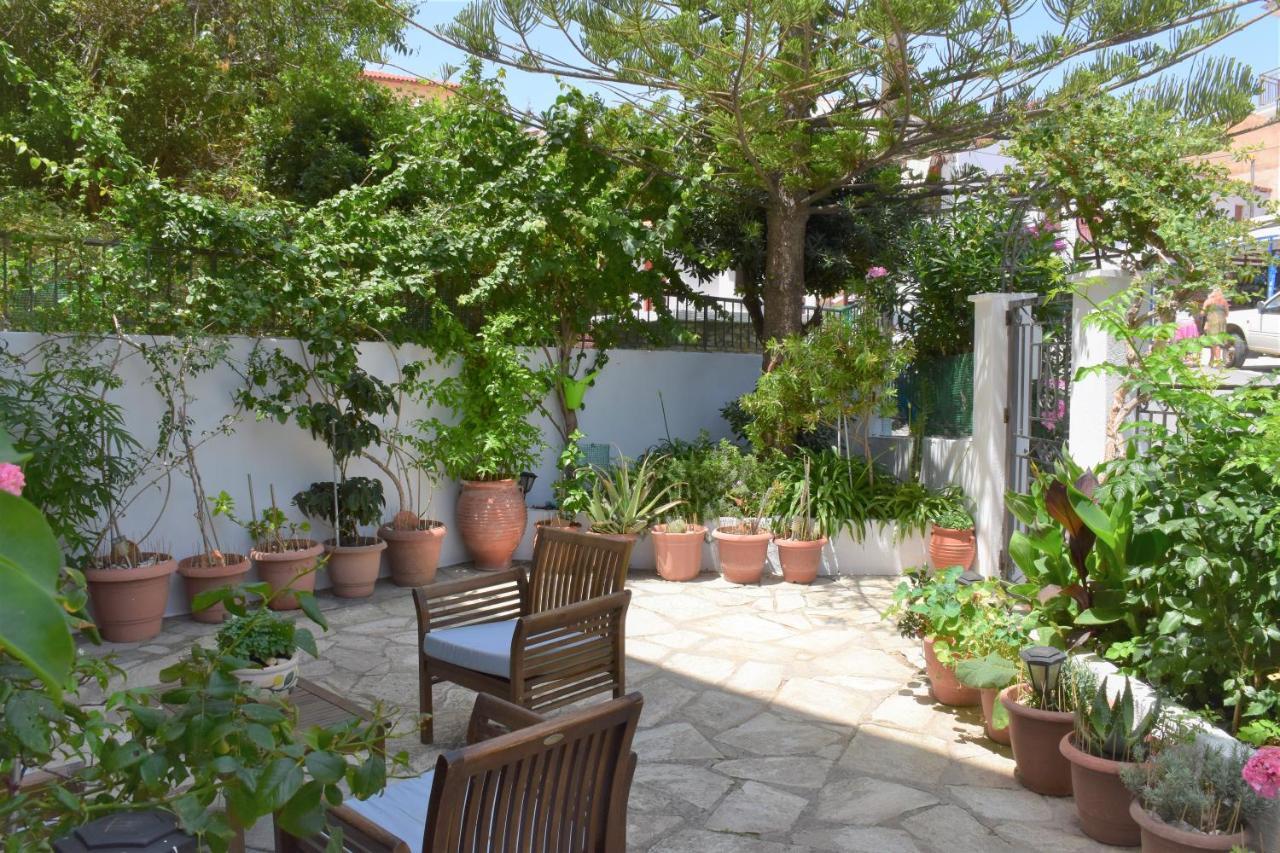 Annis House Guest house Skiathos Town