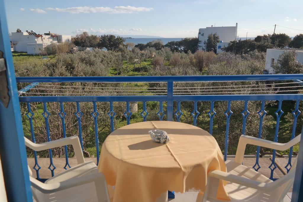 Mina's In Naxos Island Guest house