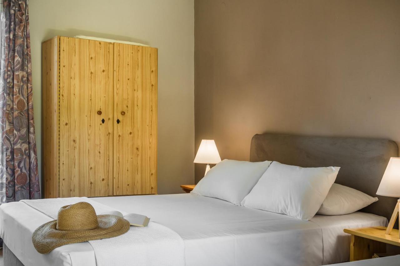 Apartment Mirtia Studios Minia