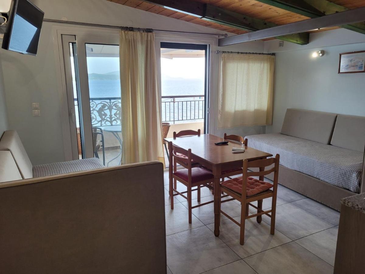 Logan's Aparthotel Nydri (Lefkada)