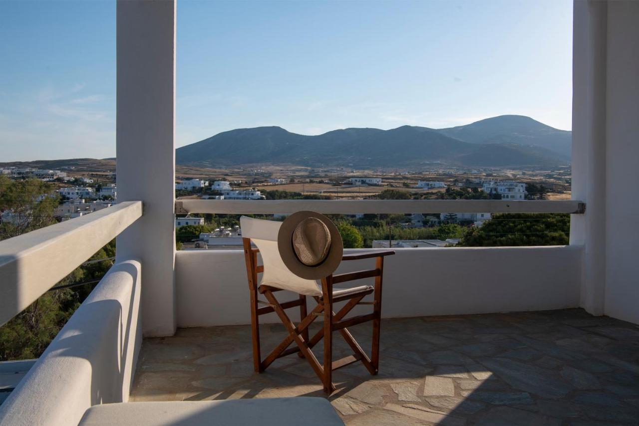 Cleopatra Seaside Homes, Logaras, Paros *