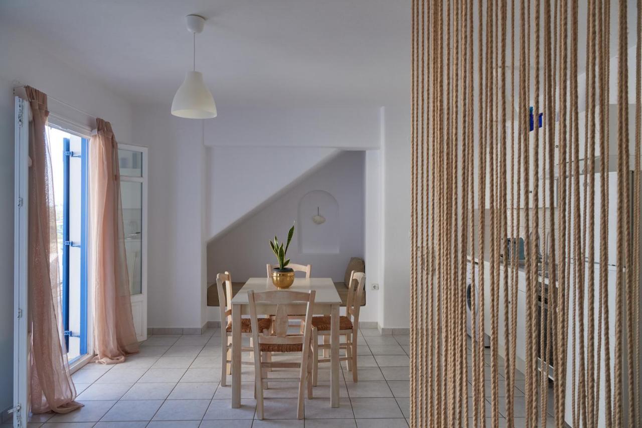 Cleopatra Seaside Homes, Logaras, Paros *