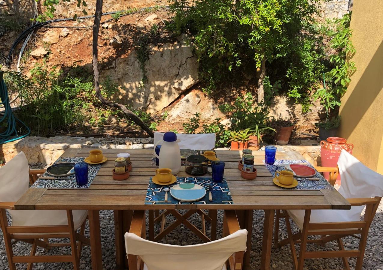 Holiday home With Swimming Pool And Tennis/basketball Court Theologos (Phthiotis)