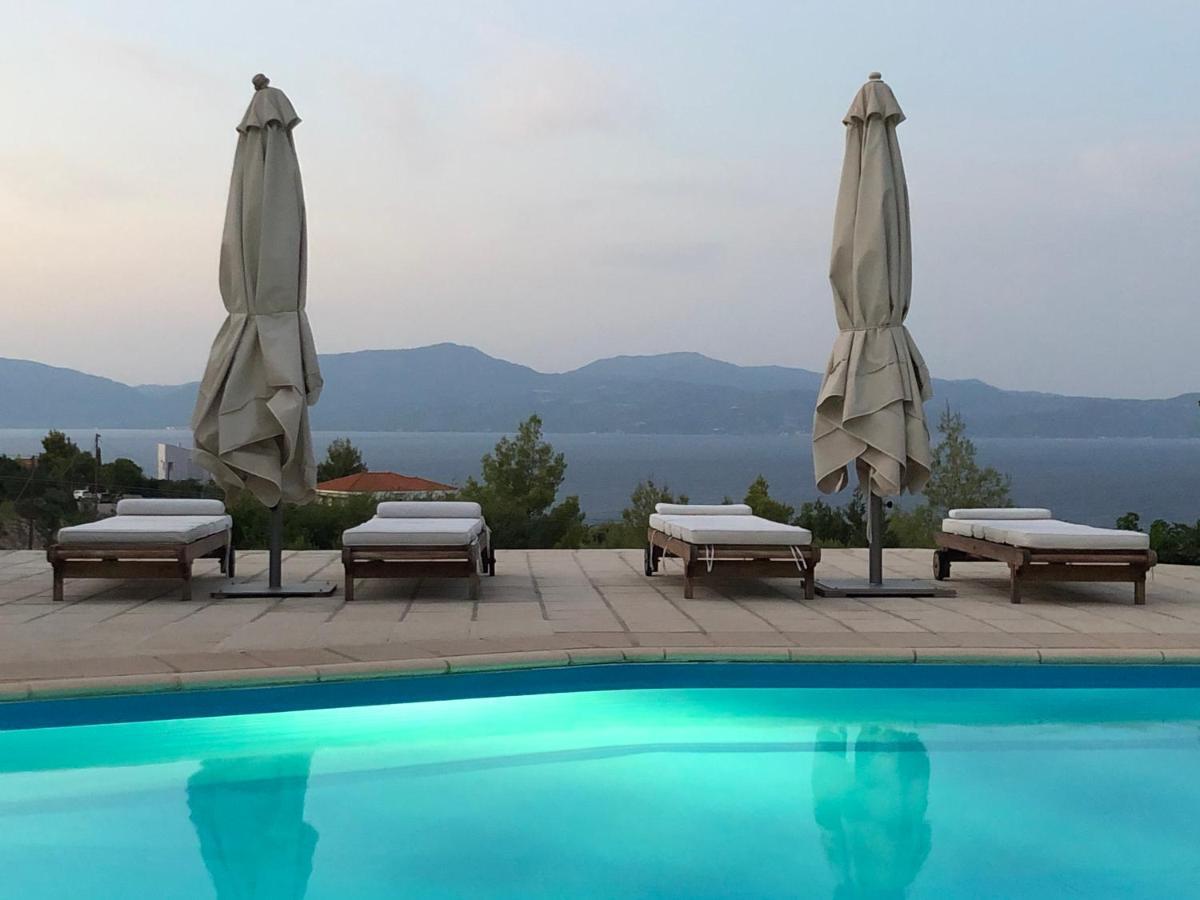 With Swimming Pool And Tennis/basketball Court * Theologos (Phthiotis)