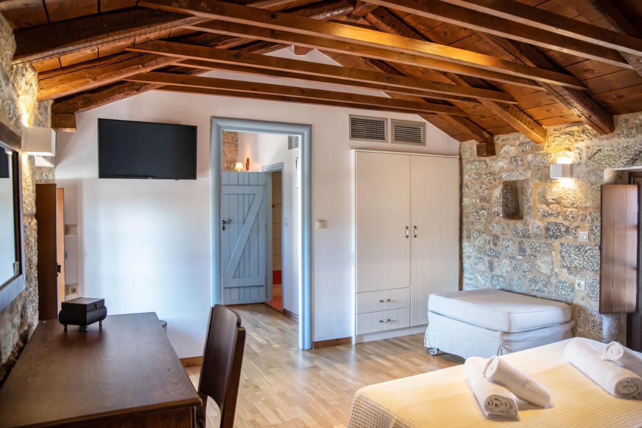 Trapela Areopolis, Boutique Areopoli