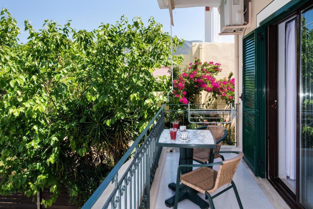 Aparthotel Aggelos & Deluxe 2*