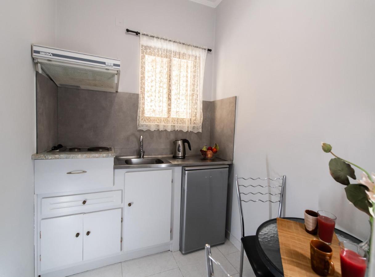 Aggelos & Deluxe 2* Nydri (Lefkada)