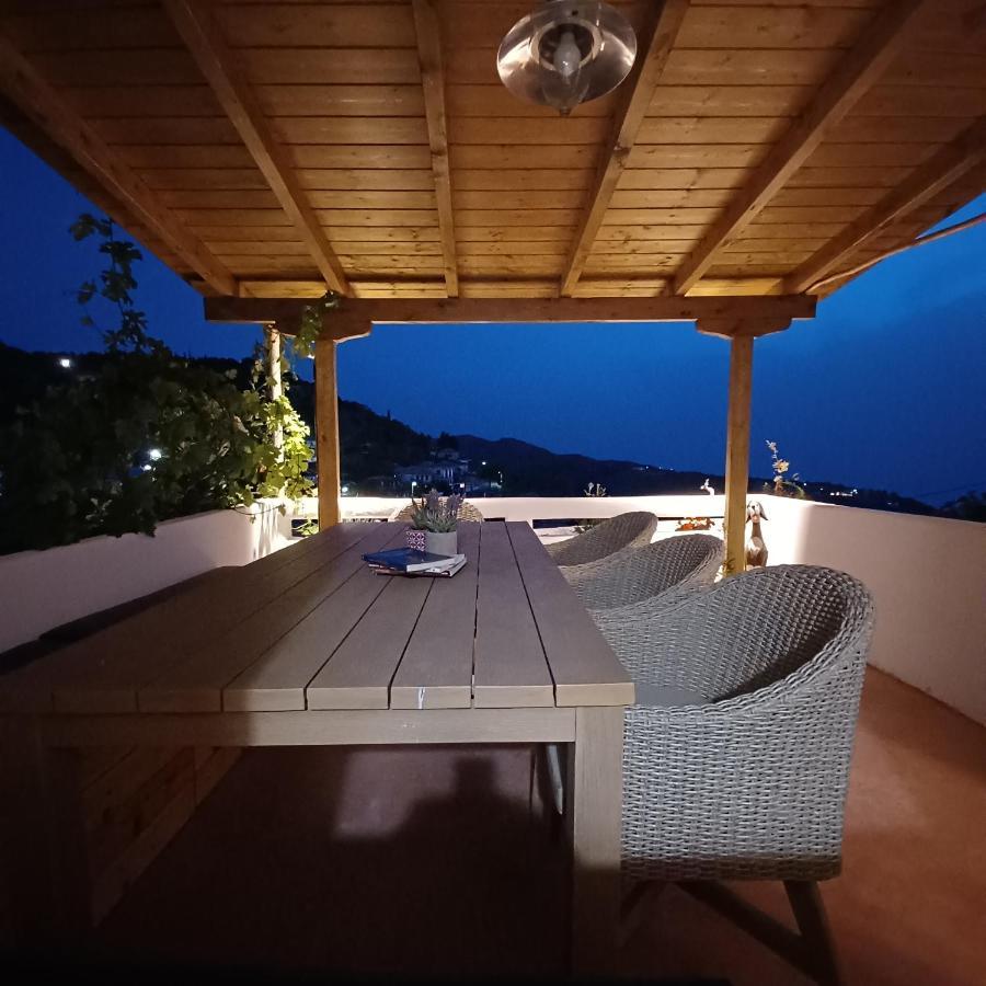 Holiday home Synnefo - In The Clouds *