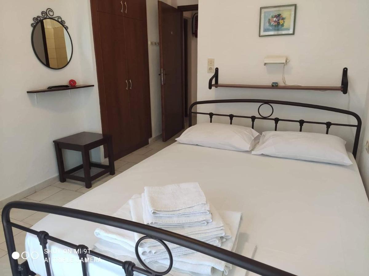 Guest house Athanasiou Sivota (Epirus)