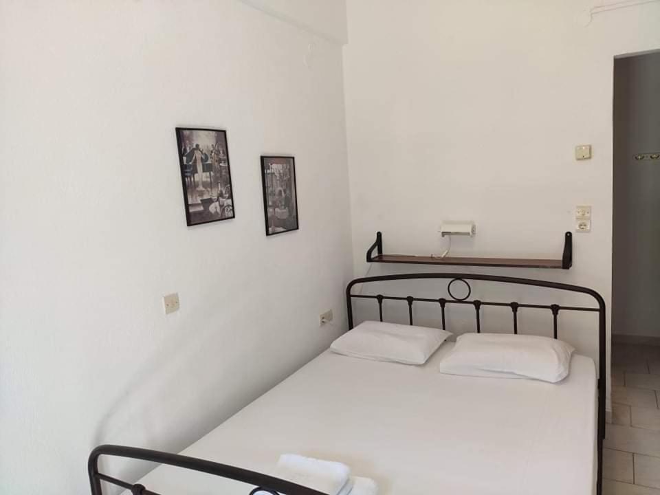 Guest house Athanasiou Sivota (Epirus)
