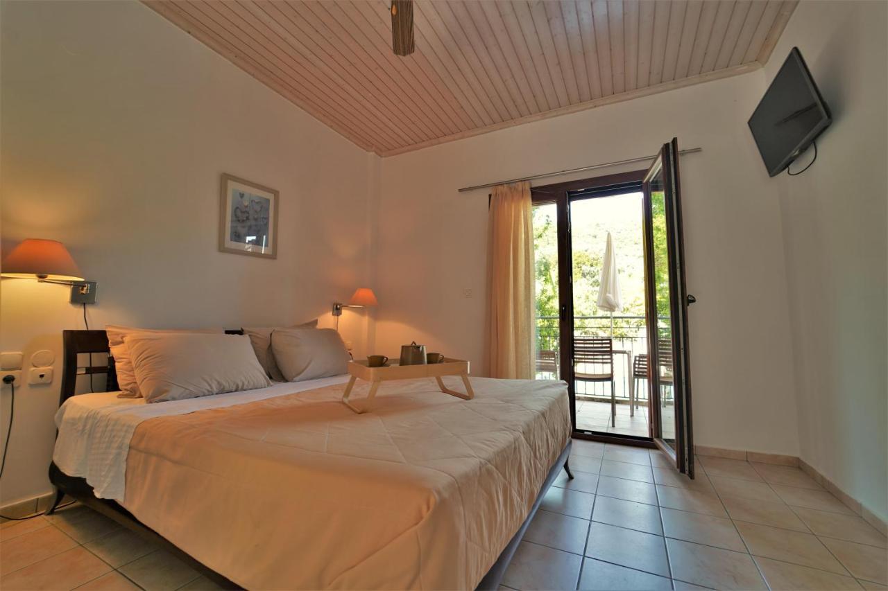 Bella Vista & Aparthotel Parga