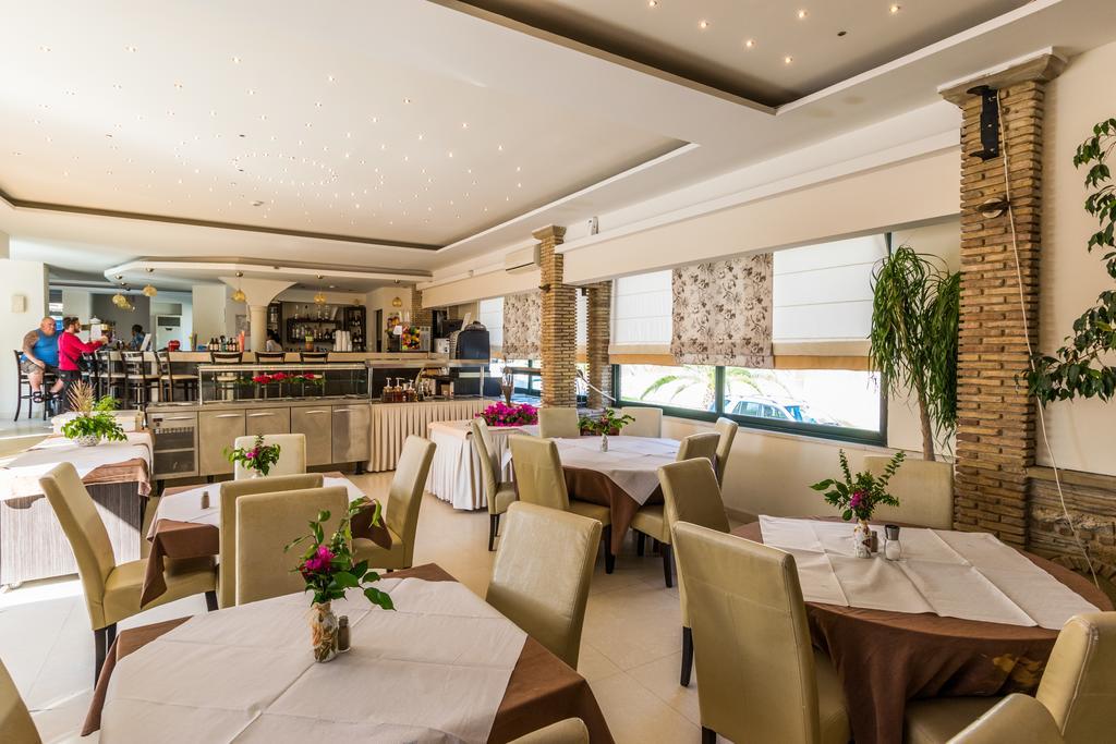 Aparthotel Zante Plaza & 3*