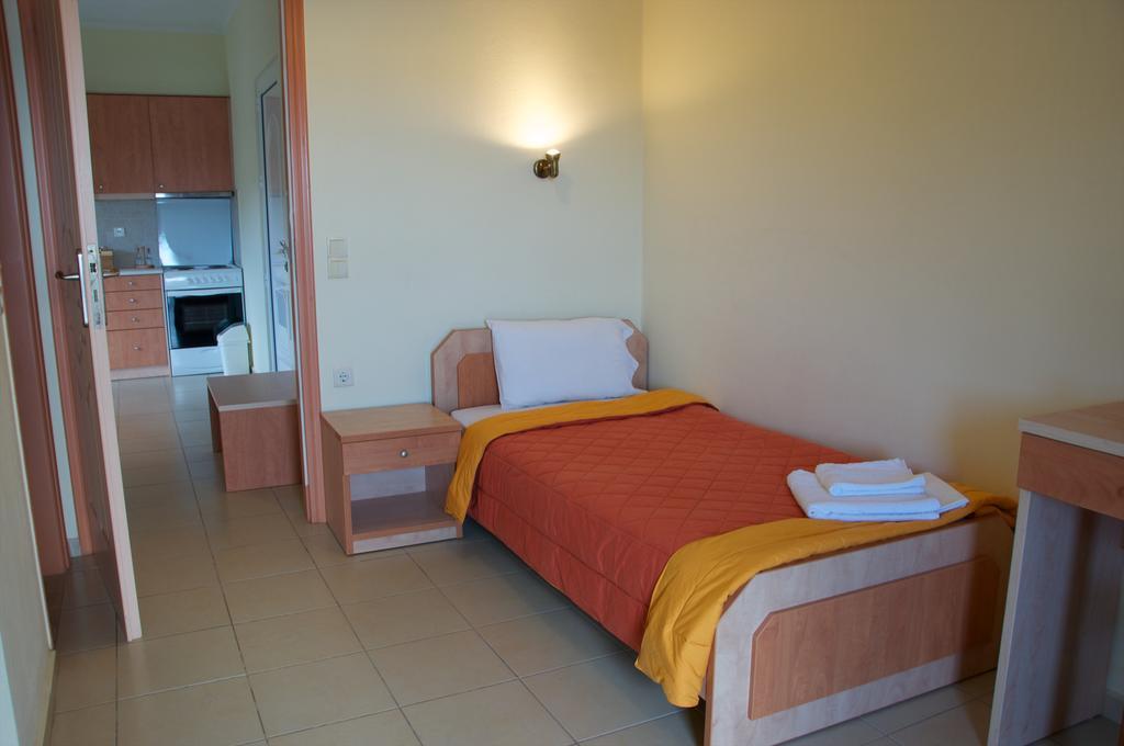Virgin Mary Apartment Rodakino
