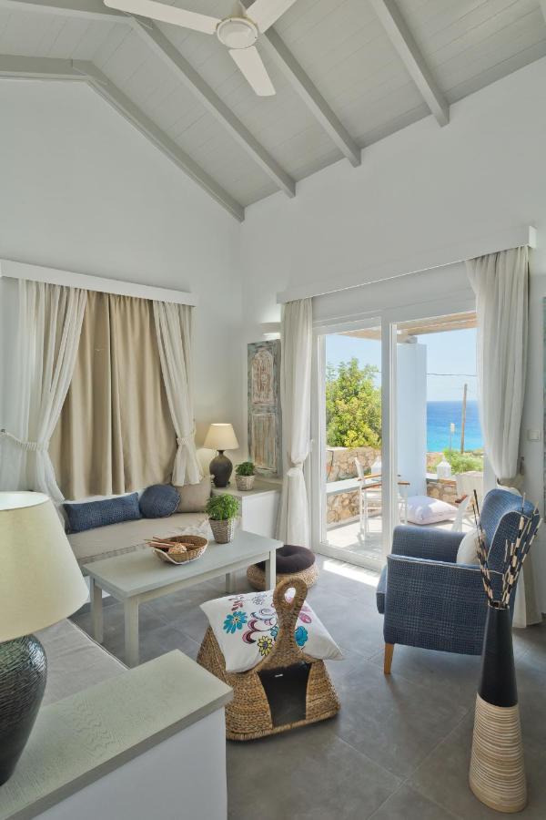 Nymfes Royal Apartment Amoopi