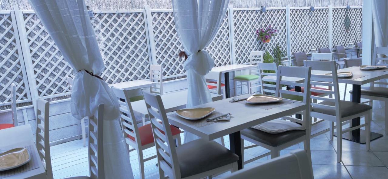 Hotel Thalia Deco & 3*