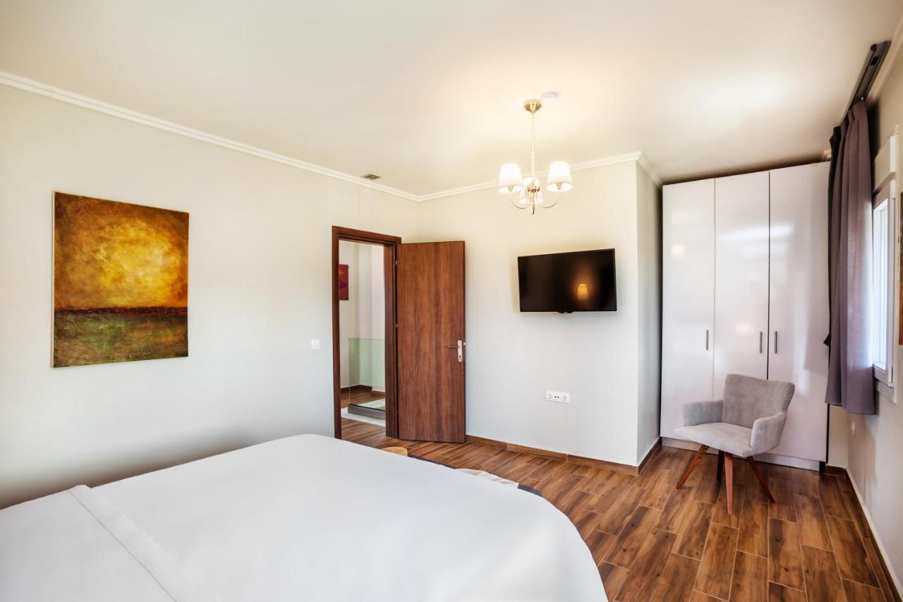 Sunny Exclusive Villa Hanioti