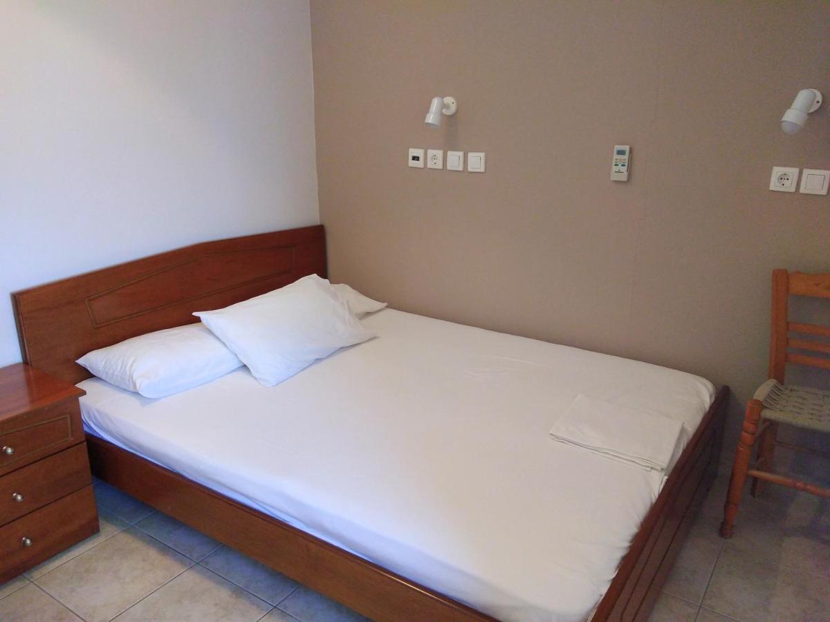 Rooms-studio Anagnostou