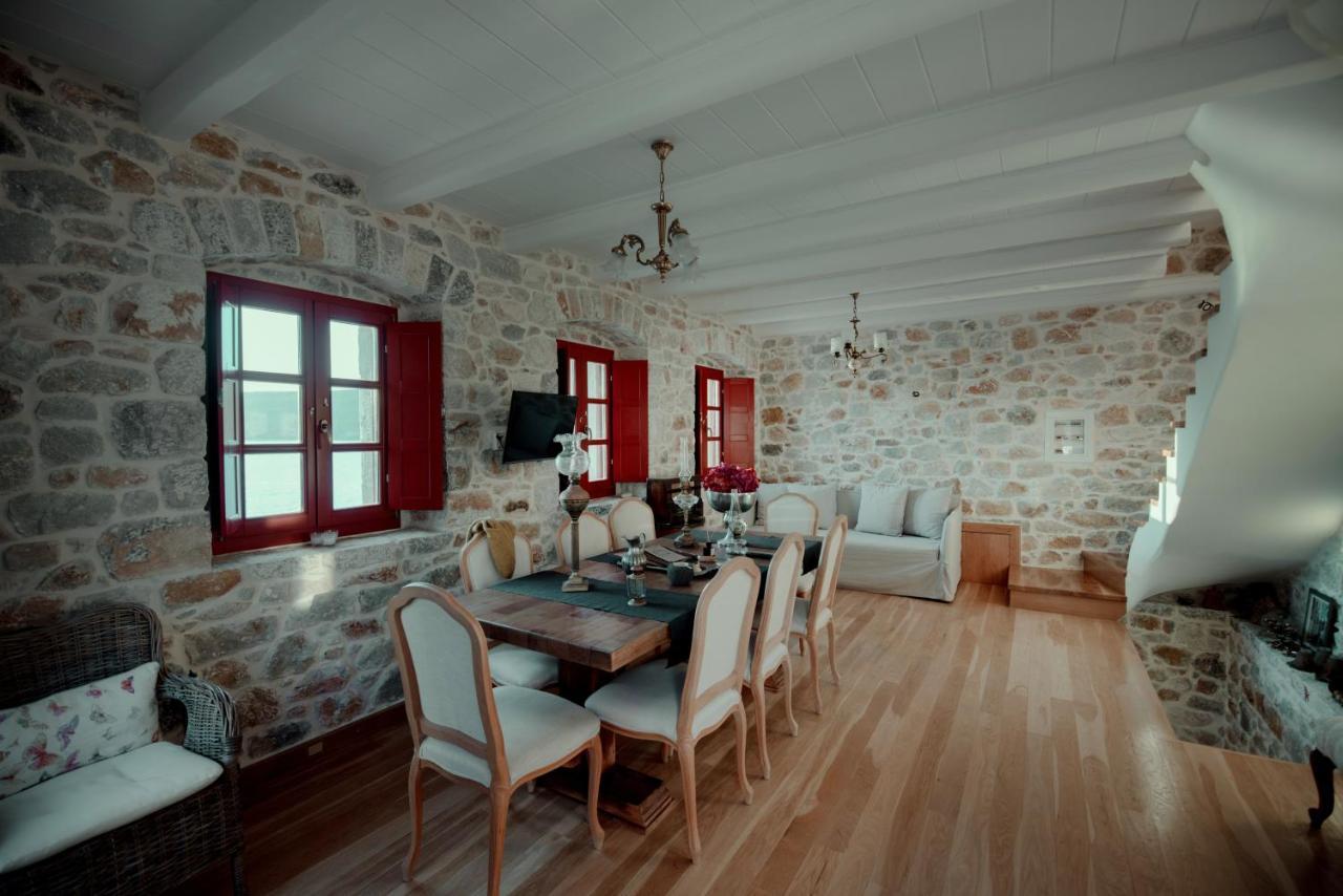 Villa Limeni Villa *
