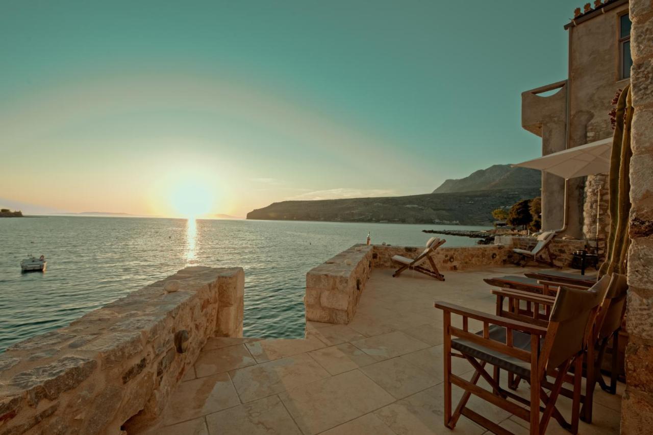 Limeni Villa Villa *